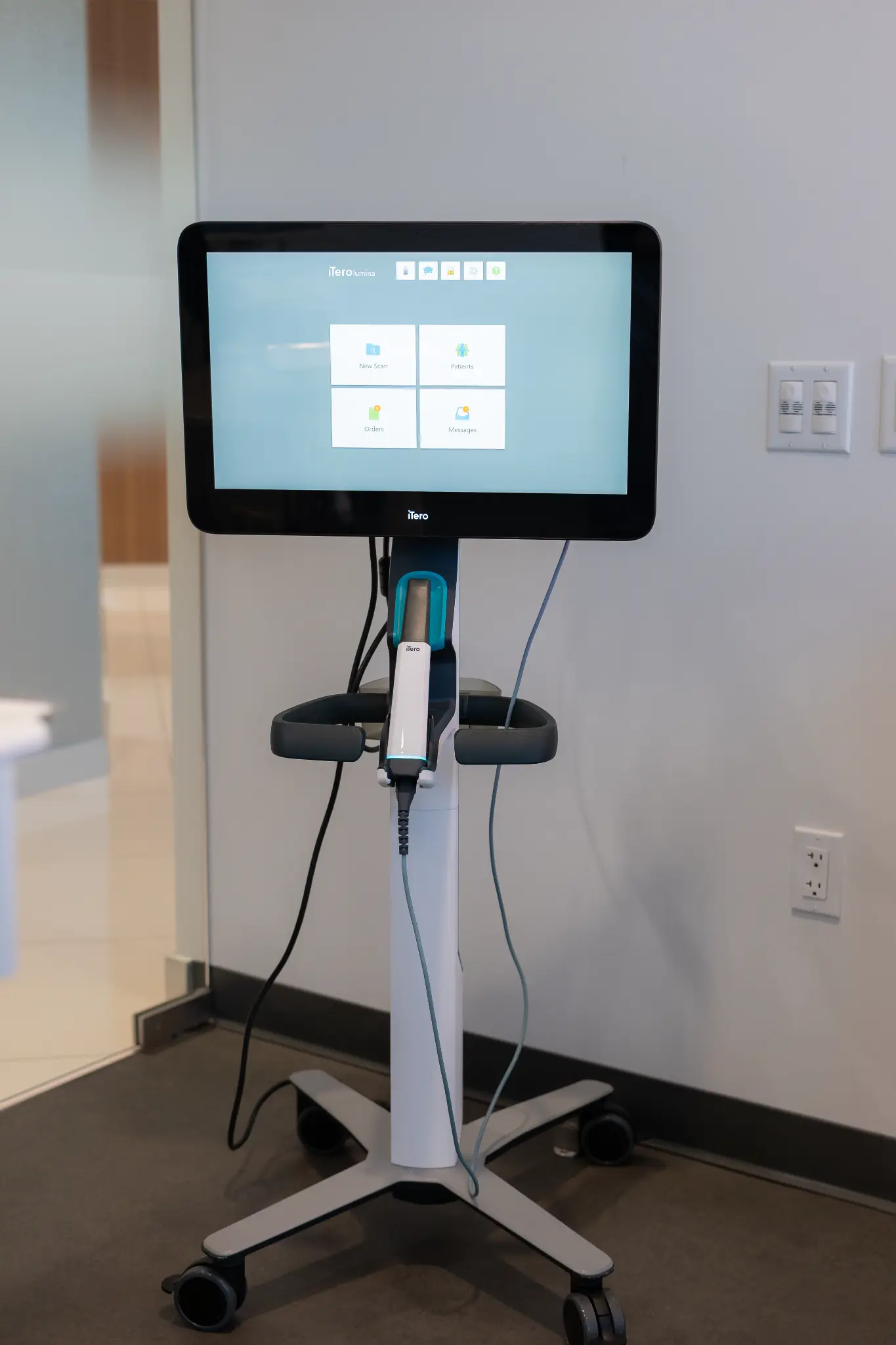 iTeroLuminaDigitalScanner